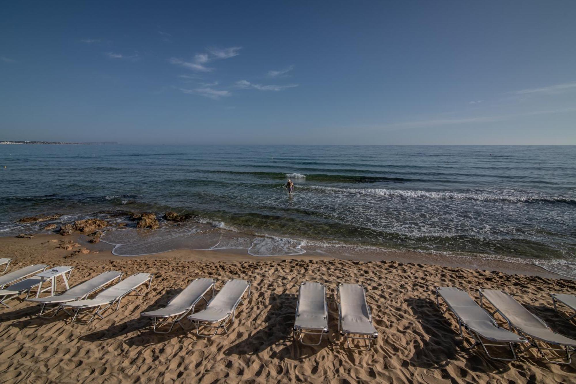 Parthenis Beach, Suites By The Sea Малиа Экстерьер фото